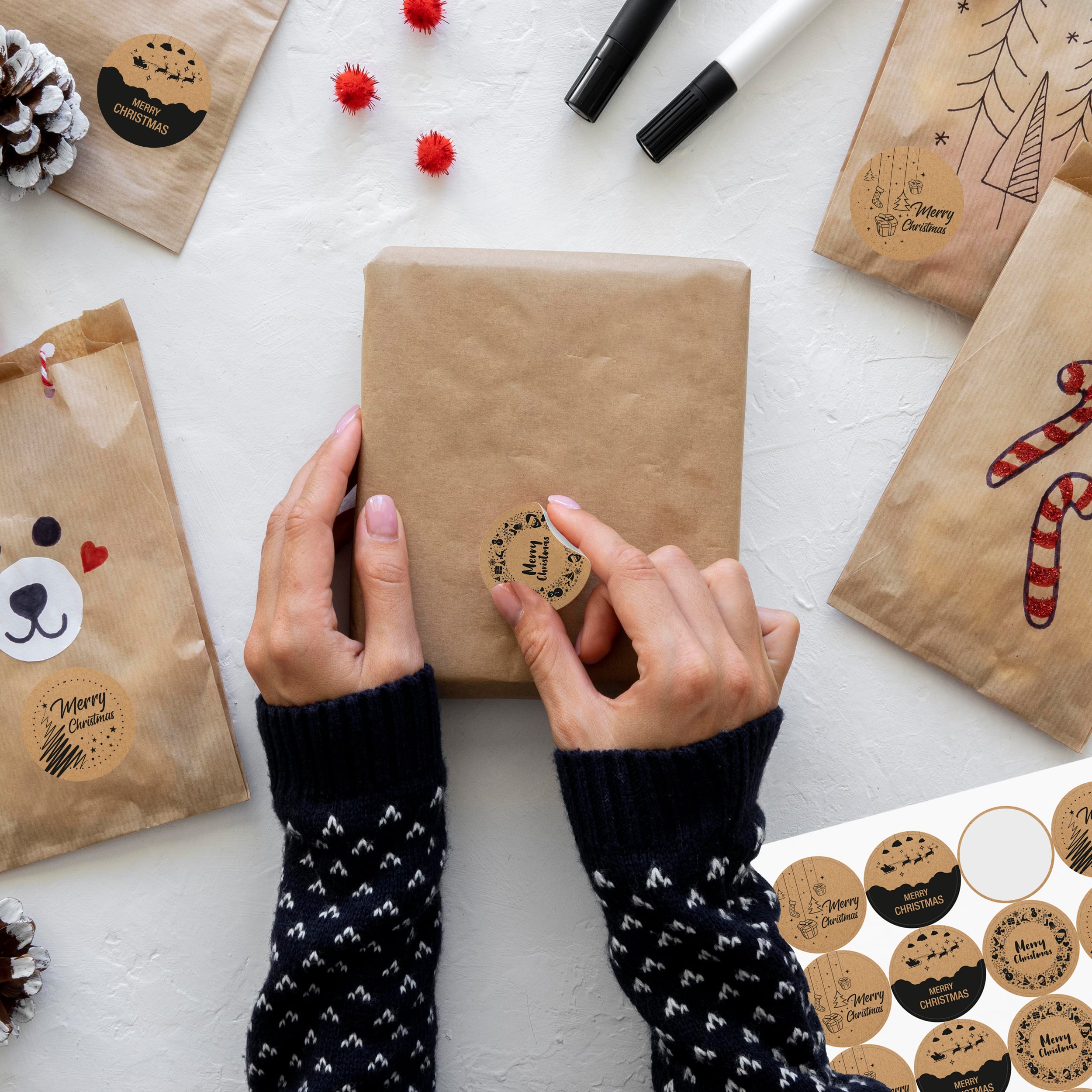 Sticker 4-er Set Bögen "Merry Christmas" Kraftpapier